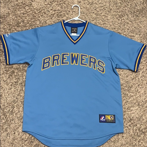 Milwaukee Brewers Cooperstown Collection jersey. - Picture 1 of 2